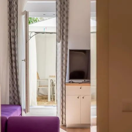 Girolamo Contarini * Σπλιτ